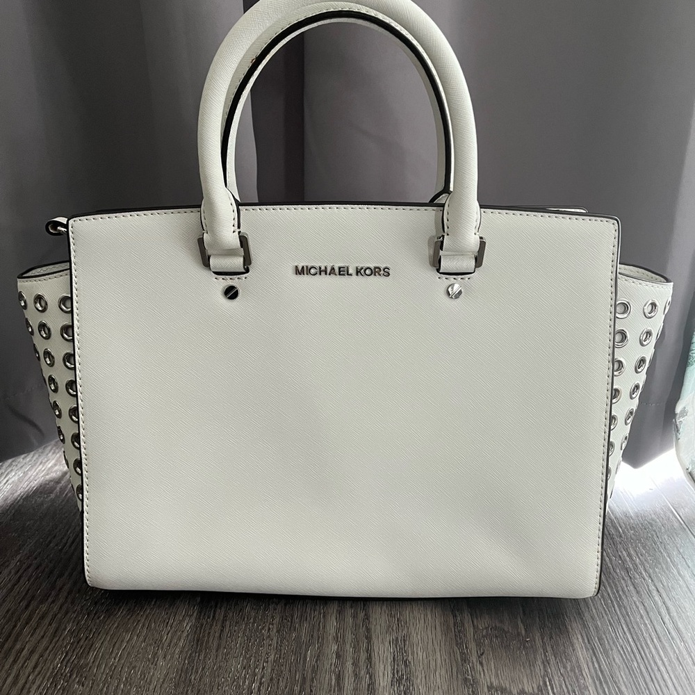 Michael Kors leather crossbody purse